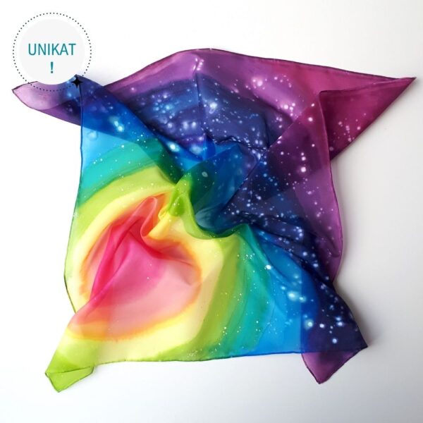 Ręcznie malowana apaszka jedwabna z mandalą w kolorze tęczy