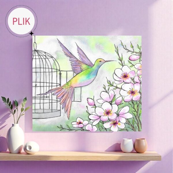 Ręcznie malowany akwarelami i tuszem obraz przedstawiający kolibra lecącego w stronę kwitnących na białoróżowo krzewów, który w domyśle wydostał się z klatki i jest wolny