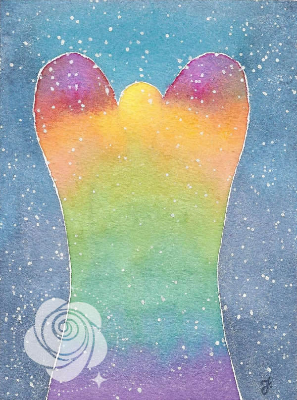 Ręcznie malowany akwarelami Anioł we wszystkich kolorach tęczy, tak jakby światło przeszło przez pryzmat. Całość na niebieskawo-jeansowym tle, oprószone drobinkami śniegu.
