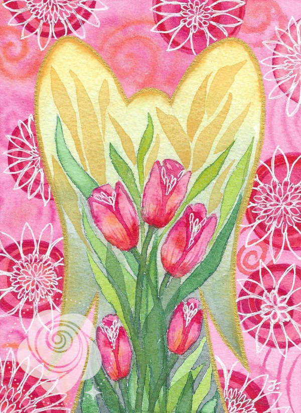 Ręcznie malowany akwarelami Anioł w pastelowych żółcieniach i zieleniach, kwitnący czerwonymi tulipanami. Anioł został obwiedziony złotą farbą.